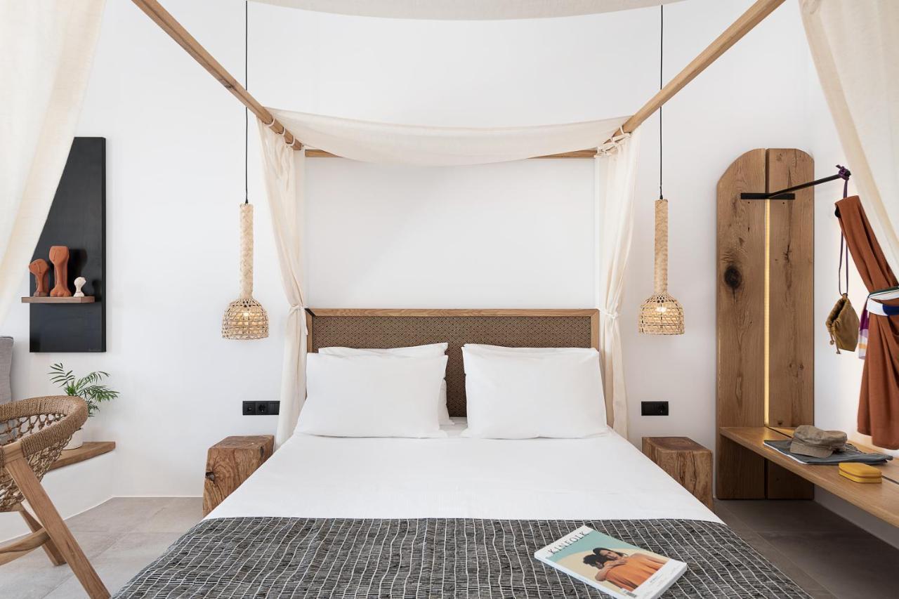Athina Milos Suites 아다마스 외부 사진
